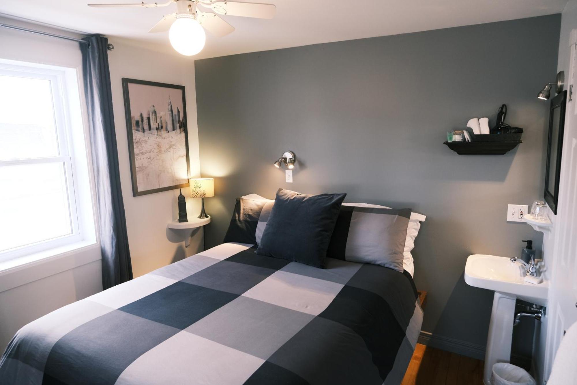 ラ・マルベー Les Pinsons Des Rives Bed & Breakfast エクステリア 写真